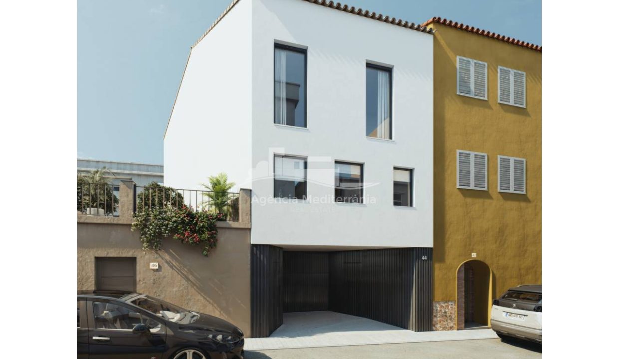 529567_57574821023_5da9861f-65af-465a-a605-3e2692423301