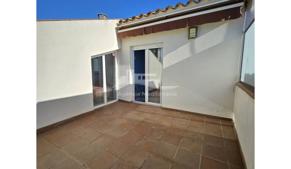 529567_60923617044_499fed43-6b81-4d46-86d5-886e7ff2230a