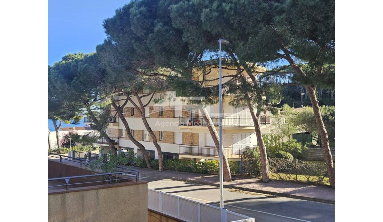 529567_60923617044_6c8bd1ef-0457-4e8a-a6fa-b36e8b801641