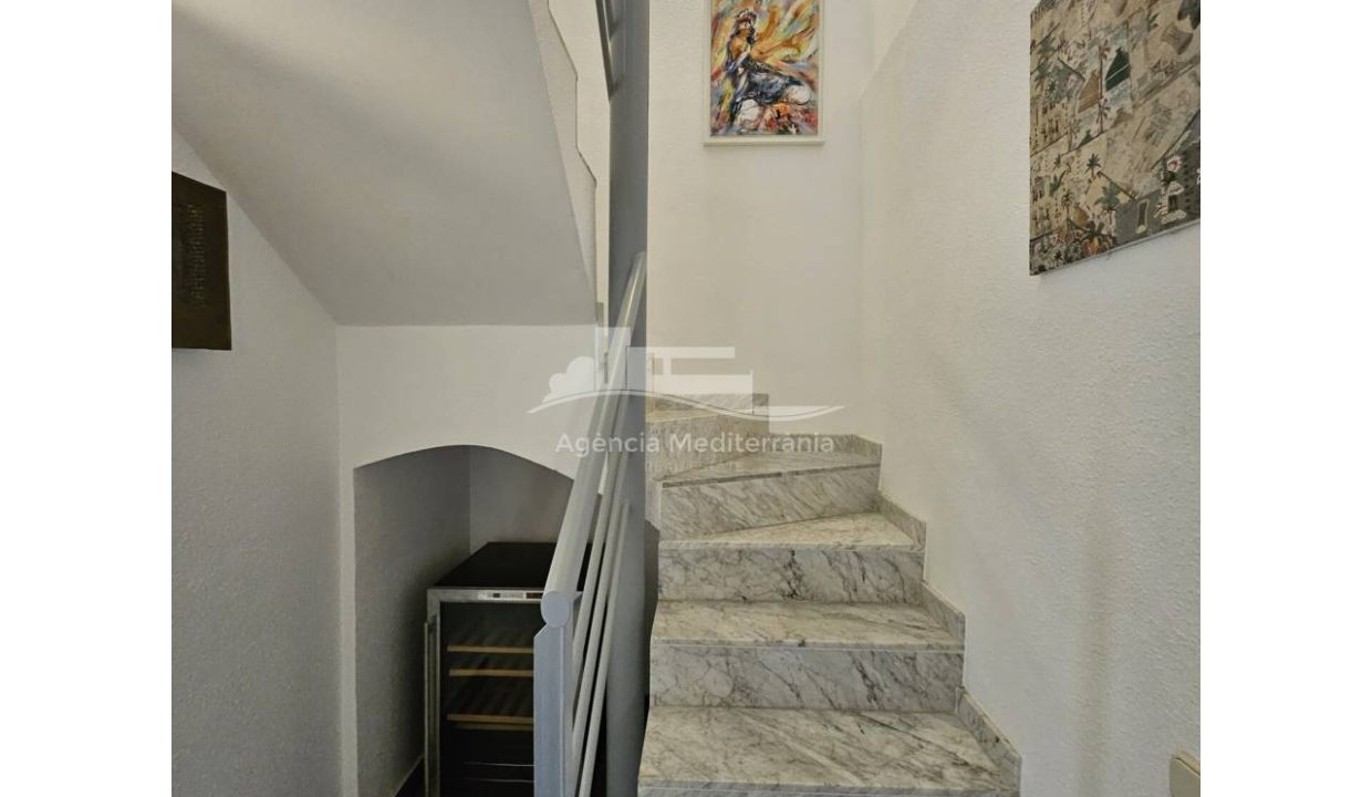 529567_60923617044_7f89d882-30d4-4b00-b3bd-d5b6f8e1e64e