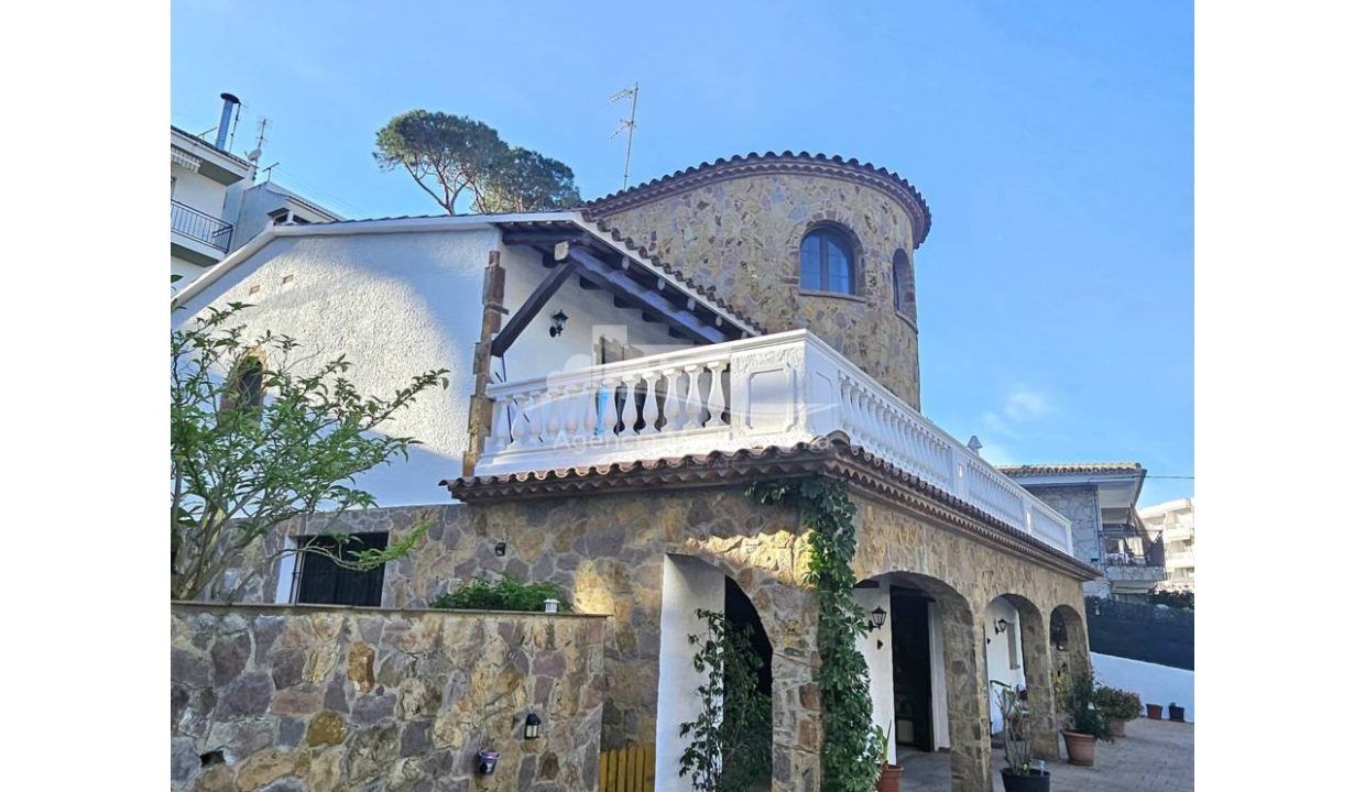 529567_62520396258_1344dd06-02cf-4a30-80db-3d27035fd0ab