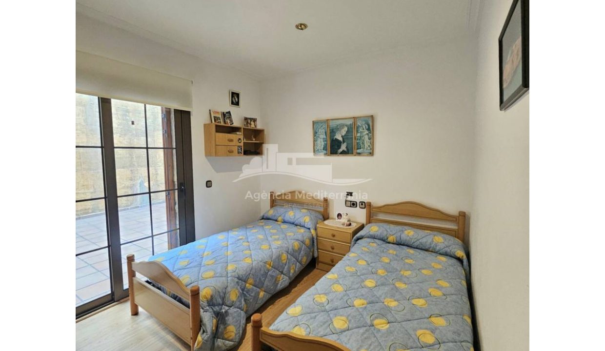 529567_62520396258_7f7f8f34-0e15-44c2-ae5b-39de64c72cd0