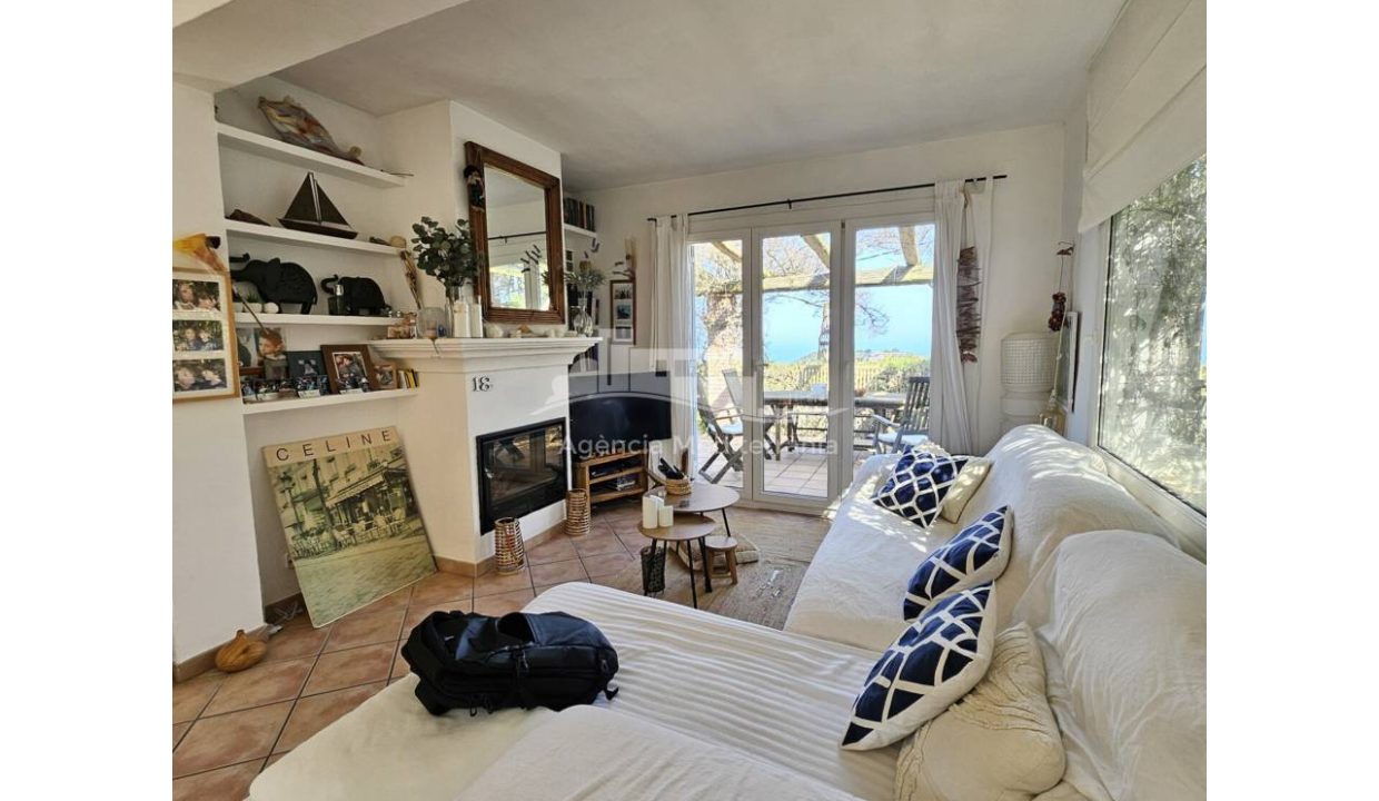 529567_63394799833_1369d7fb-6154-4b3e-93f2-ca6133463a8c