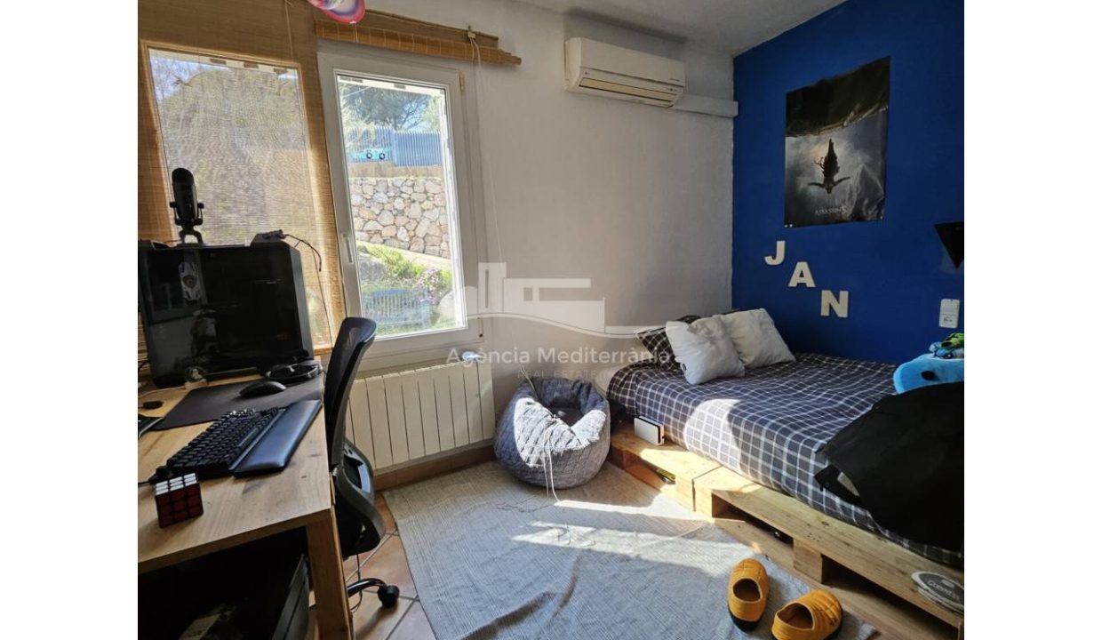 529567_63394799833_31c912e5-f6d7-4b53-b95e-7476ce83786a